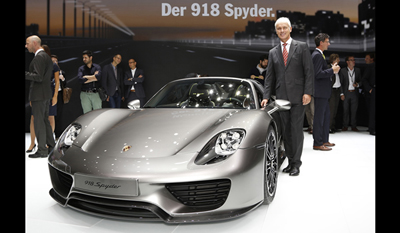 Porsche Plug-in Hybrid 918 Spyder 2013 1